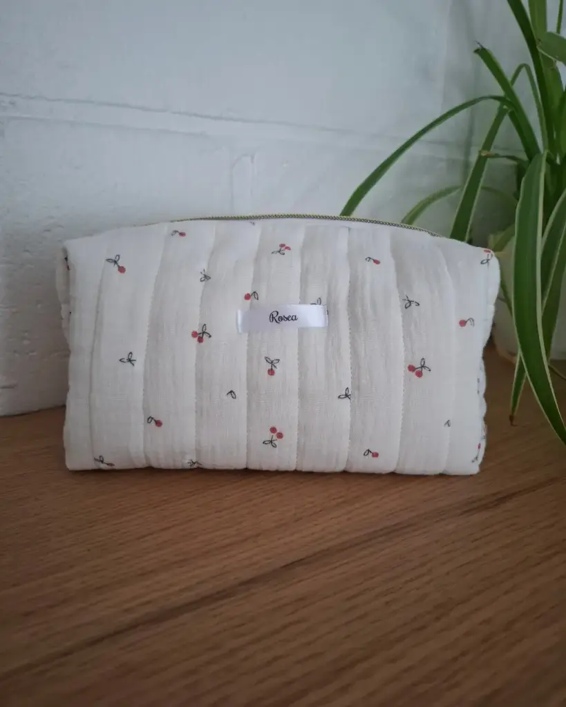 Trousse M matelassée imperméable 
