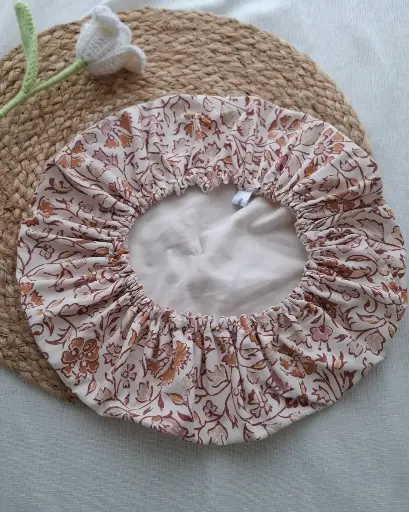 Bonnet de soins en satin